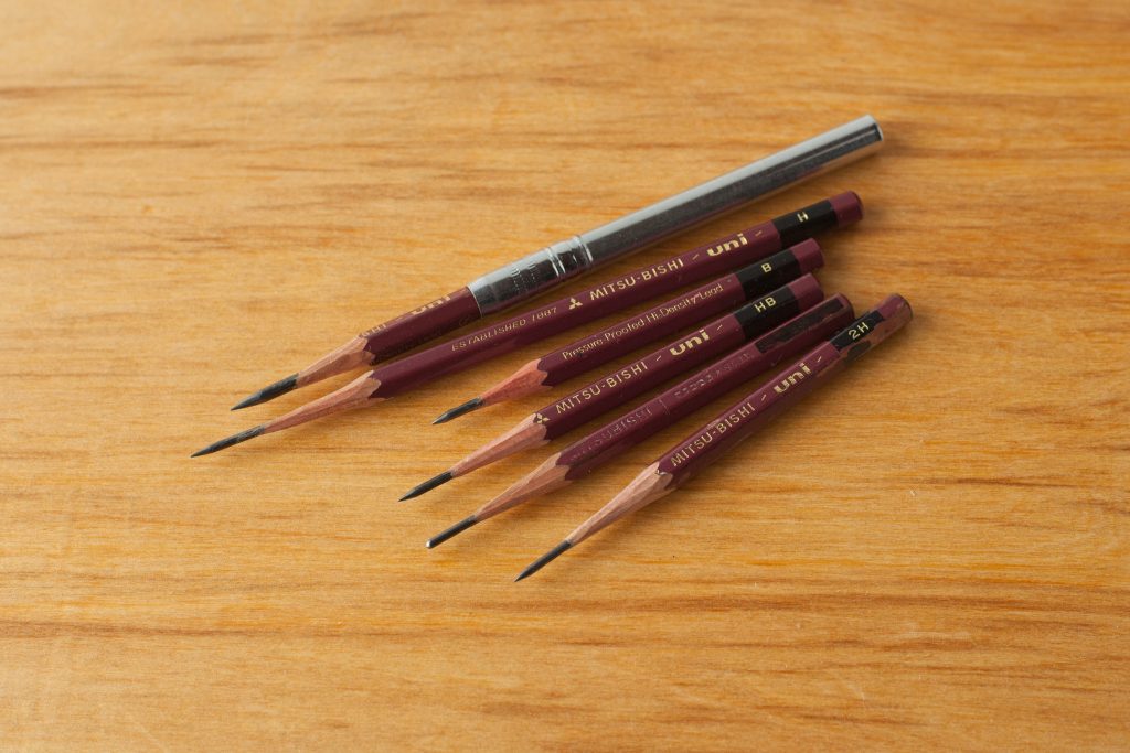 三菱ユニ鉛筆 / Mitsubishi UNI Pencils