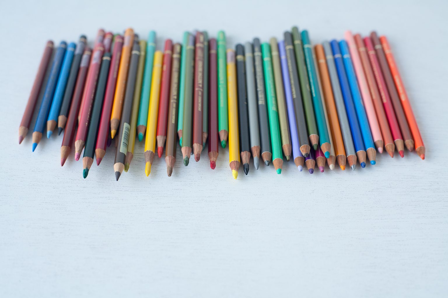 油性色鉛筆 / Oil based or wax based colored pencils